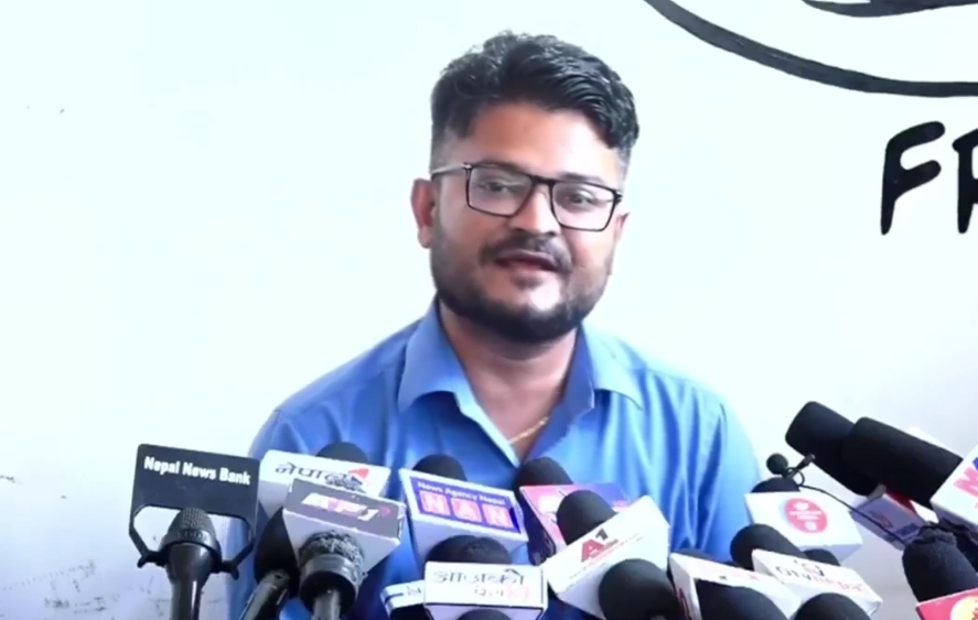 साधारण सदस्यबाट हटाइए पछि के भन्छन मुकुल ढकाल ?