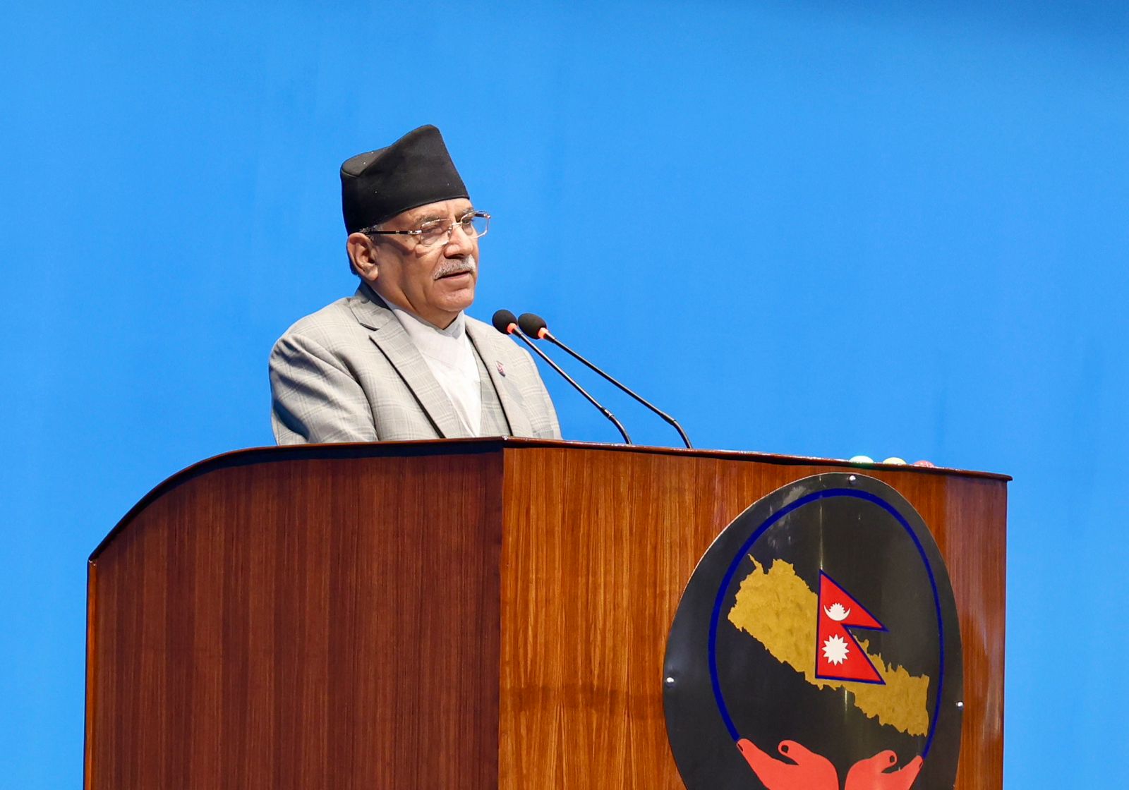 २२ अर्ब बक्यौता उठाउने निर्णय मन्त्रिपरिषद्बाटै गर्न प्रचण्डको चुनौती