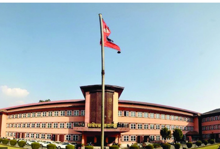सर्वोच्चको अनौठो फैसला : ८ फिटको खोलामा ४८ फिटको मापदण्ड !