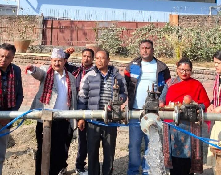खानेपानी ऊर्जा तथा सिंचाइ मन्त्री खड्‌काद्वारा टोखामा खानेपानी परियोजना उद्‌घाटन