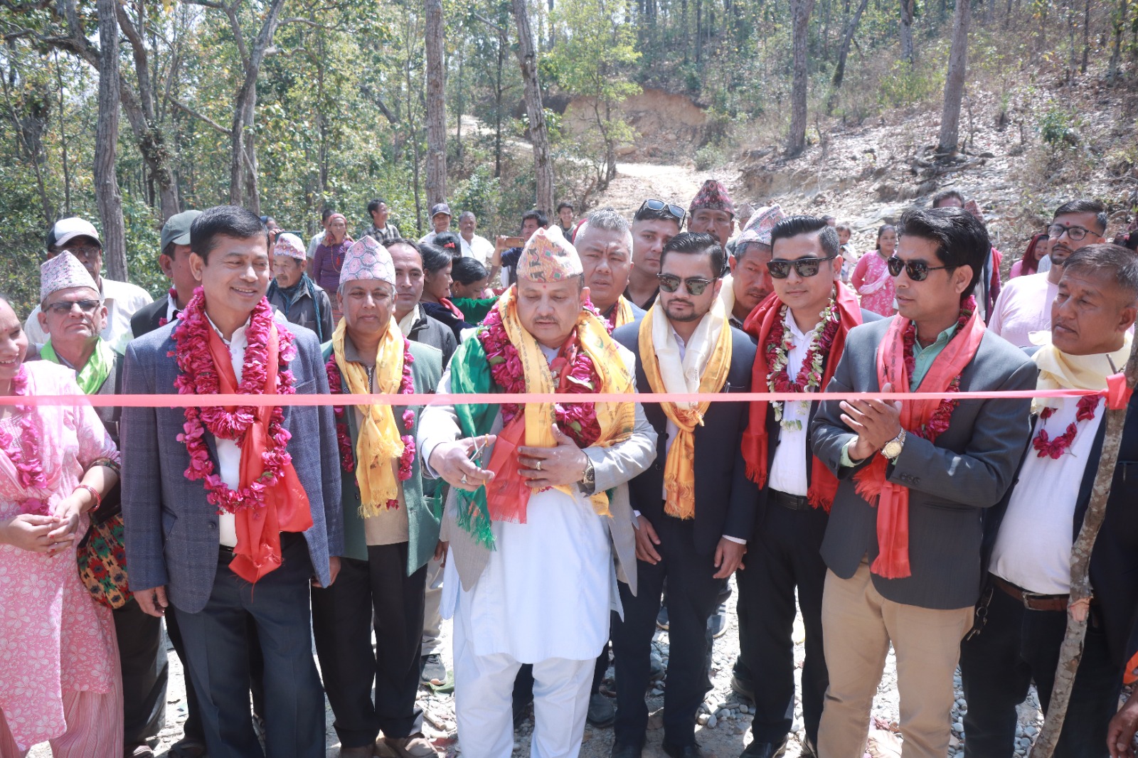 मन्त्री खड्‌काद्वारा खानेपानी तथा उपभोक्ता समितिको  वार्षिक साधारण सभा उद्‌घाटन