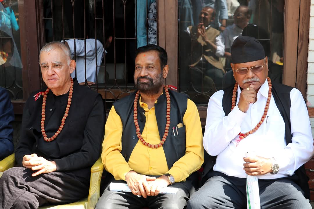 शसाङ्क निवासमा कांग्रेस संस्थापन पक्षका नेताहरुको भेला (तस्वीरहरु)