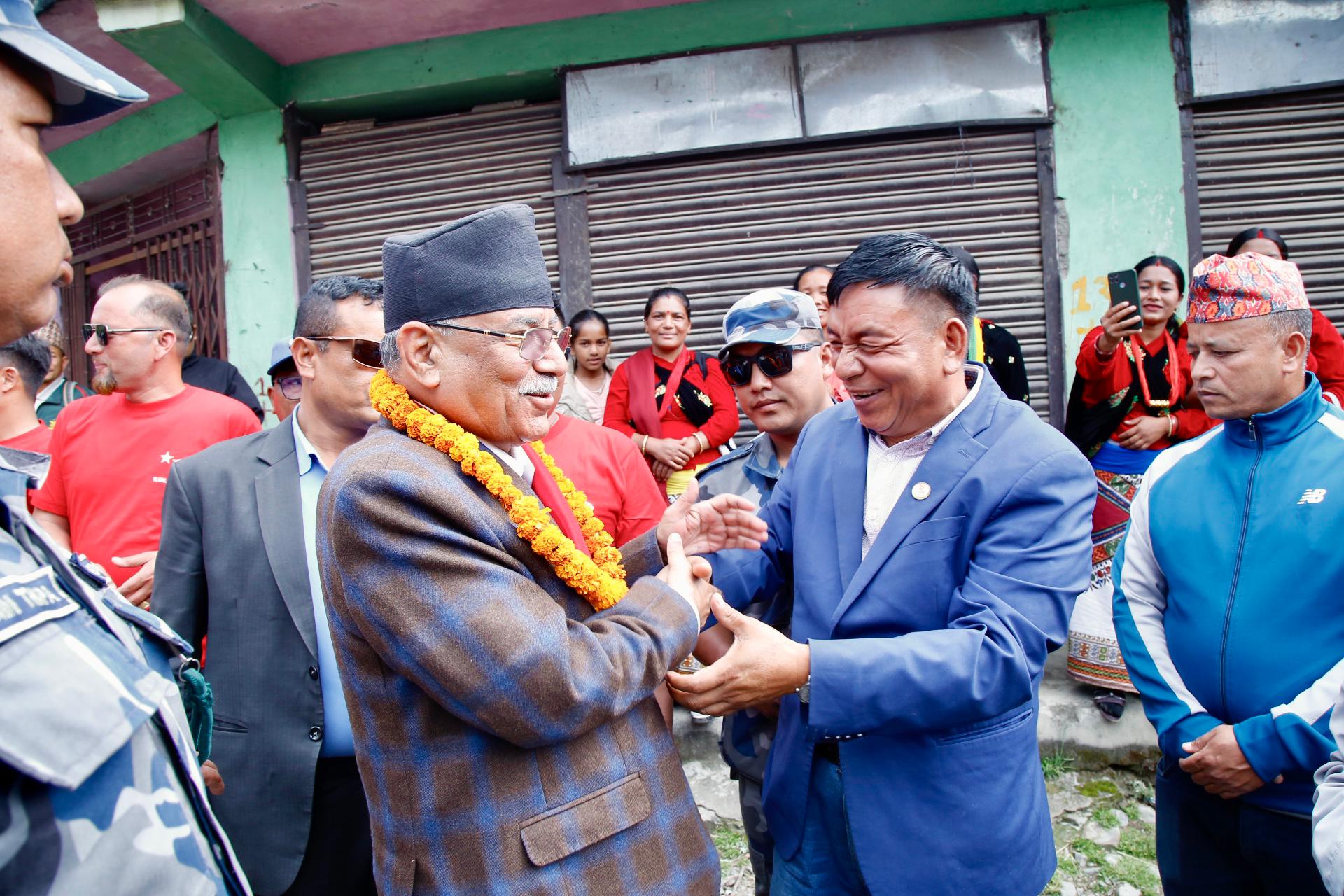 मध्यपहाडी लोकमार्ग अभियान अध्यक्ष प्रचण्डको जनयुद्वकालिन सेल्टर रोल्पामा 