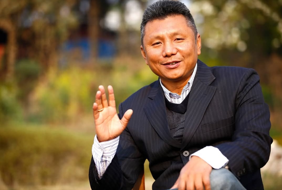 कल्याण गुरुङले गगनलाई भने : सभापतिको उमेरको इज्जत नगरे पनि आफ्नो उमेरको त गर्नुस्
