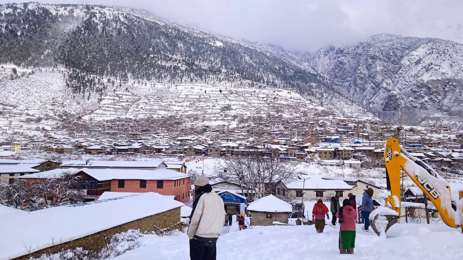 हुम्लामा हिमपात (तस्वीरहरु)