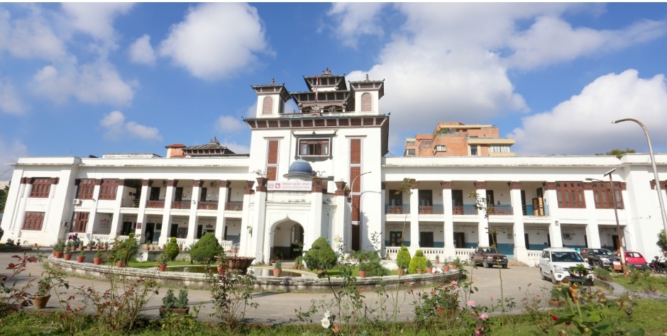 निर्वाचन आयोगद्वारा विभिन्न जिल्लाको वास्तविक मतपत्रको नमूना सार्वजनिक