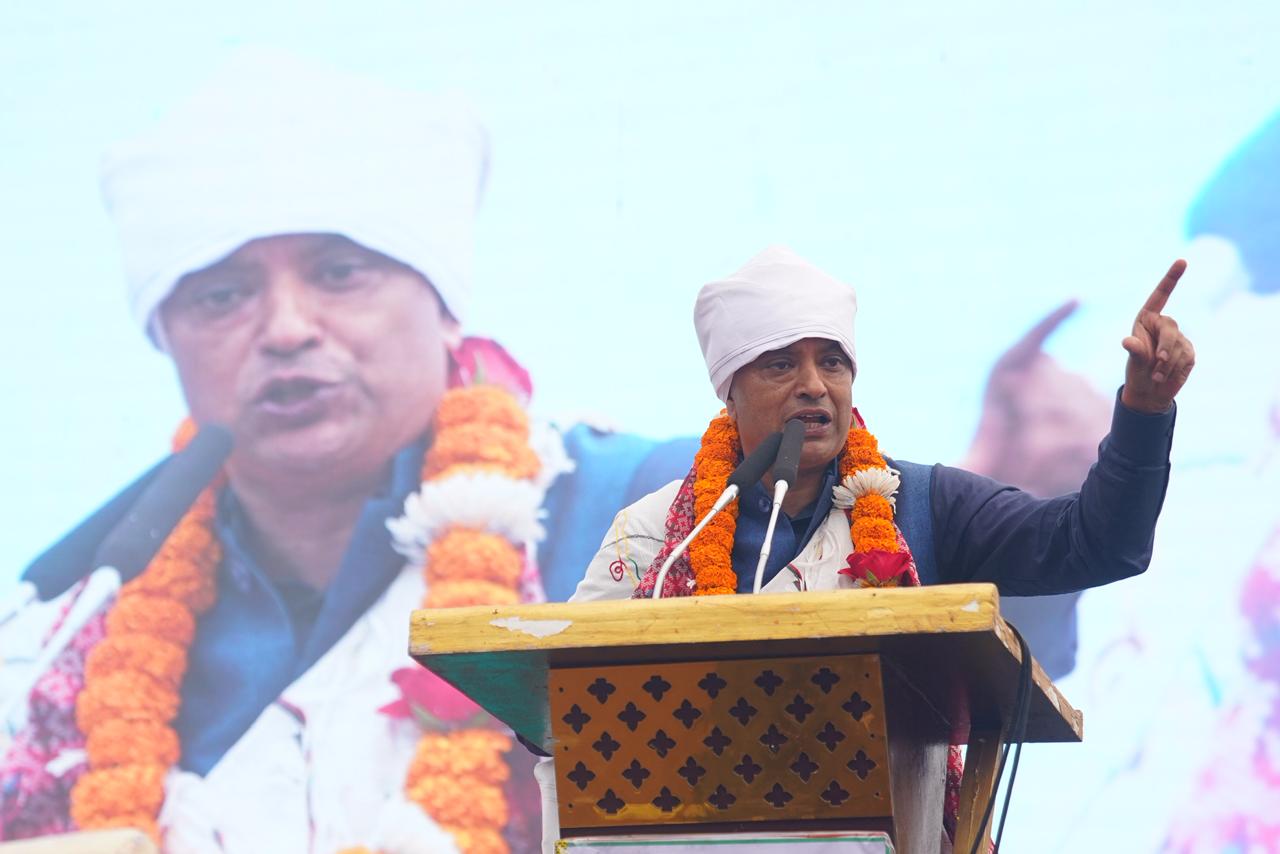 कसैलाई मौका दिने नाममा देशलाई प्रयोगशाला नबनाऔँ ः सभापति थापा