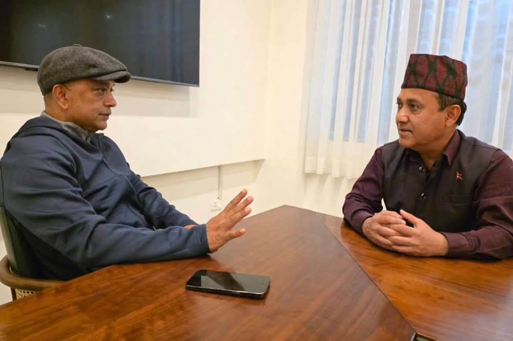 सभापतिबाट राजिनामा दिदै गगन थापा