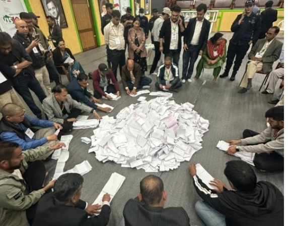 कांग्रेसको १५औँ महाधिवेशन : उपसभापतिमा चन्द्रकान्त , मधु ,  बिनोद र महामन्त्रीमा प्रदीप र उदयशमशेर  विजयी